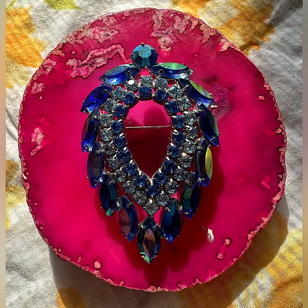 Vintage rhinestone brooch